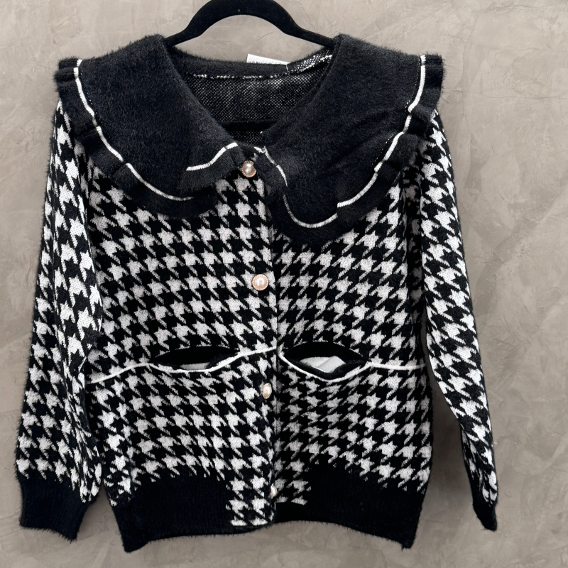 Gabrielle Sweater