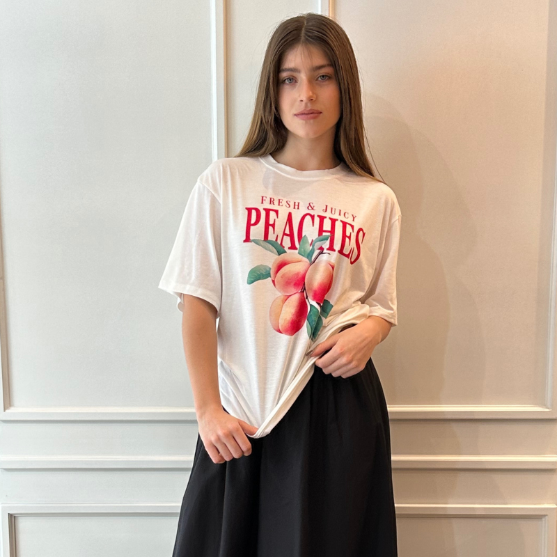 Peaches Playera